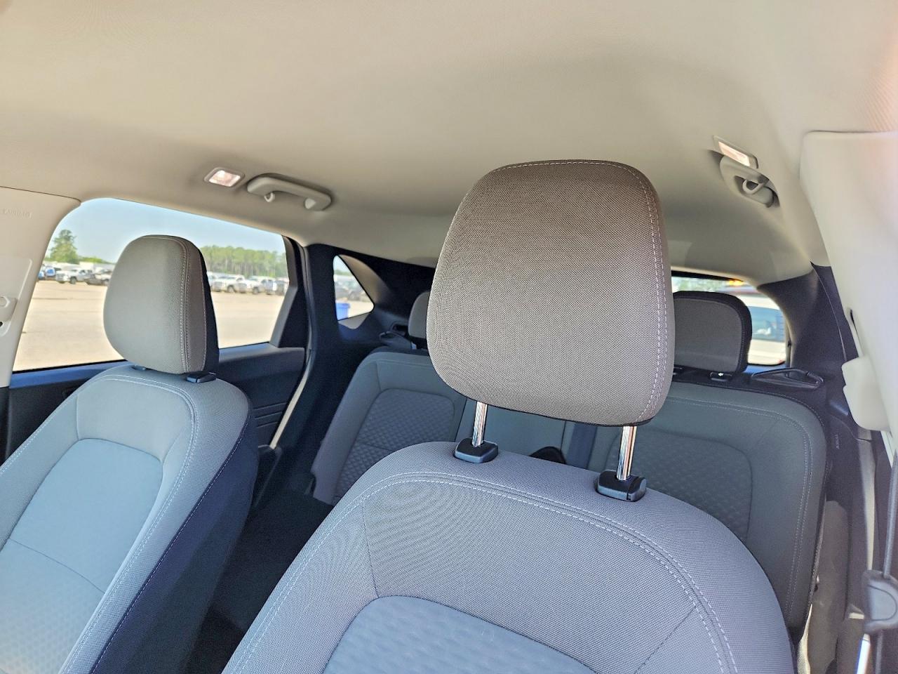 2022 FORD ESCAPE SE photo 28