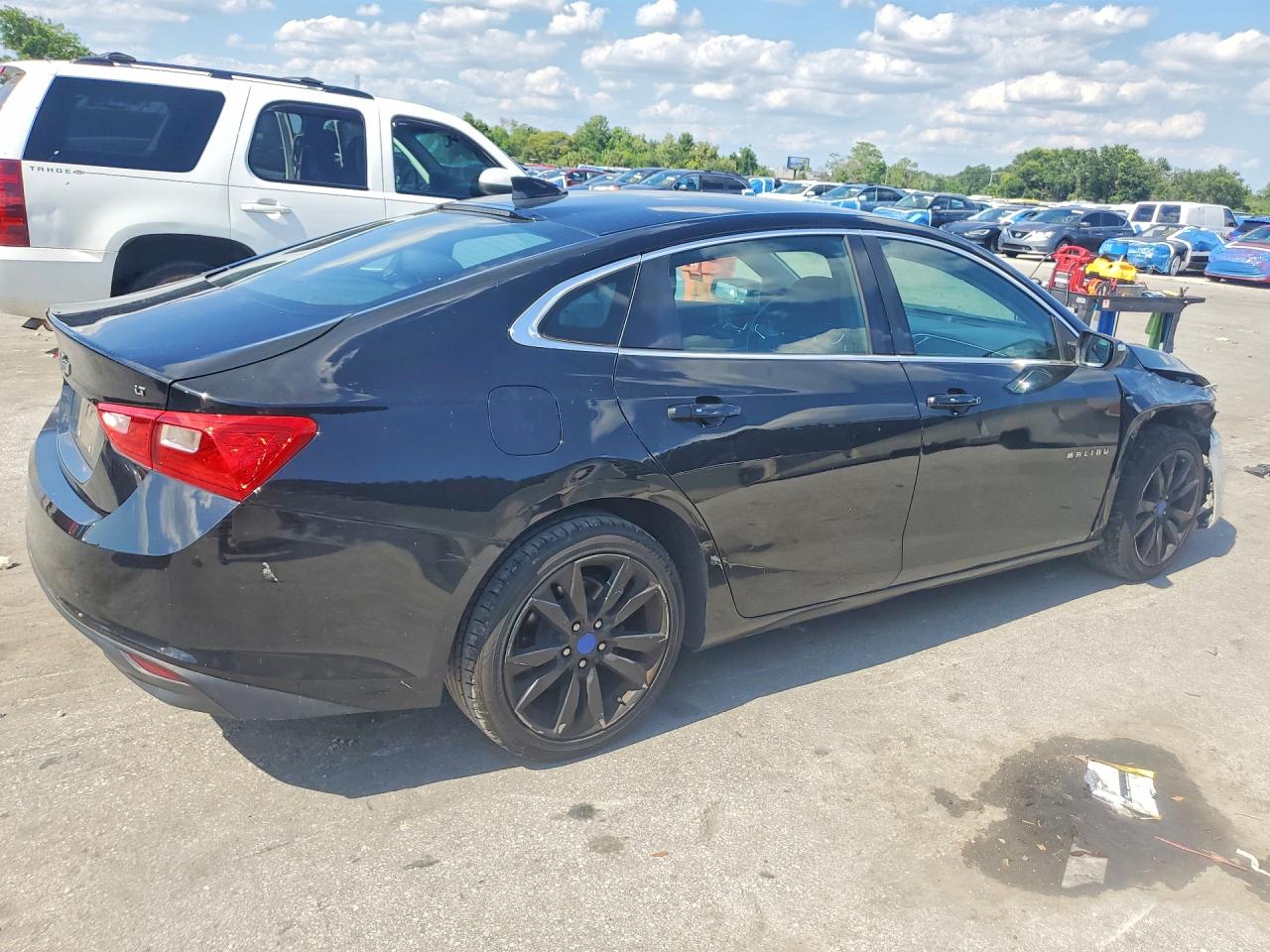 2018 CHEVROLET MALIBU LT photo 5