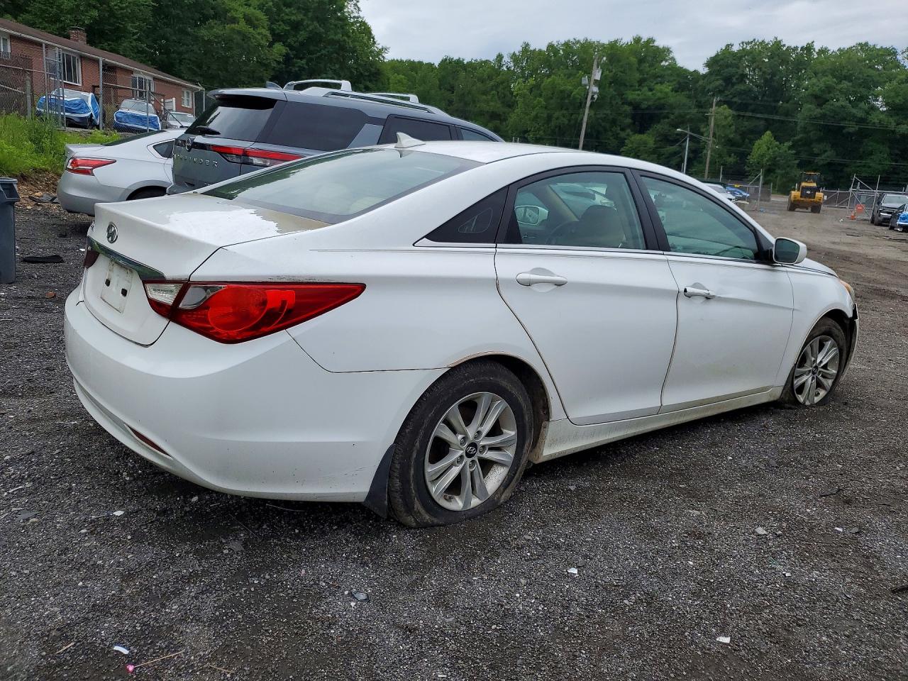 2013 HYUNDAI SONATA GLS photo 5