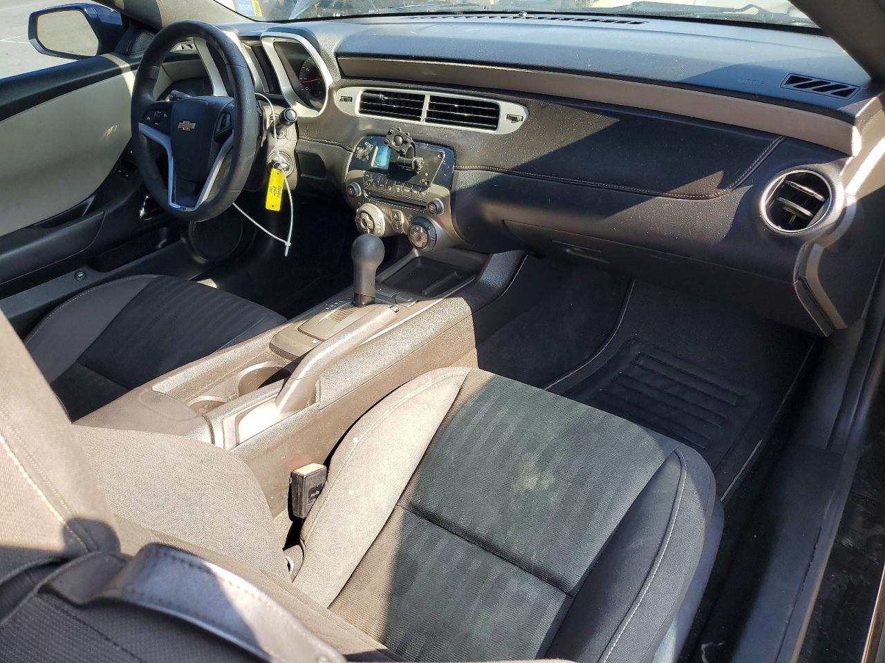 2013 CHEVROLET CAMARO LS photo 15