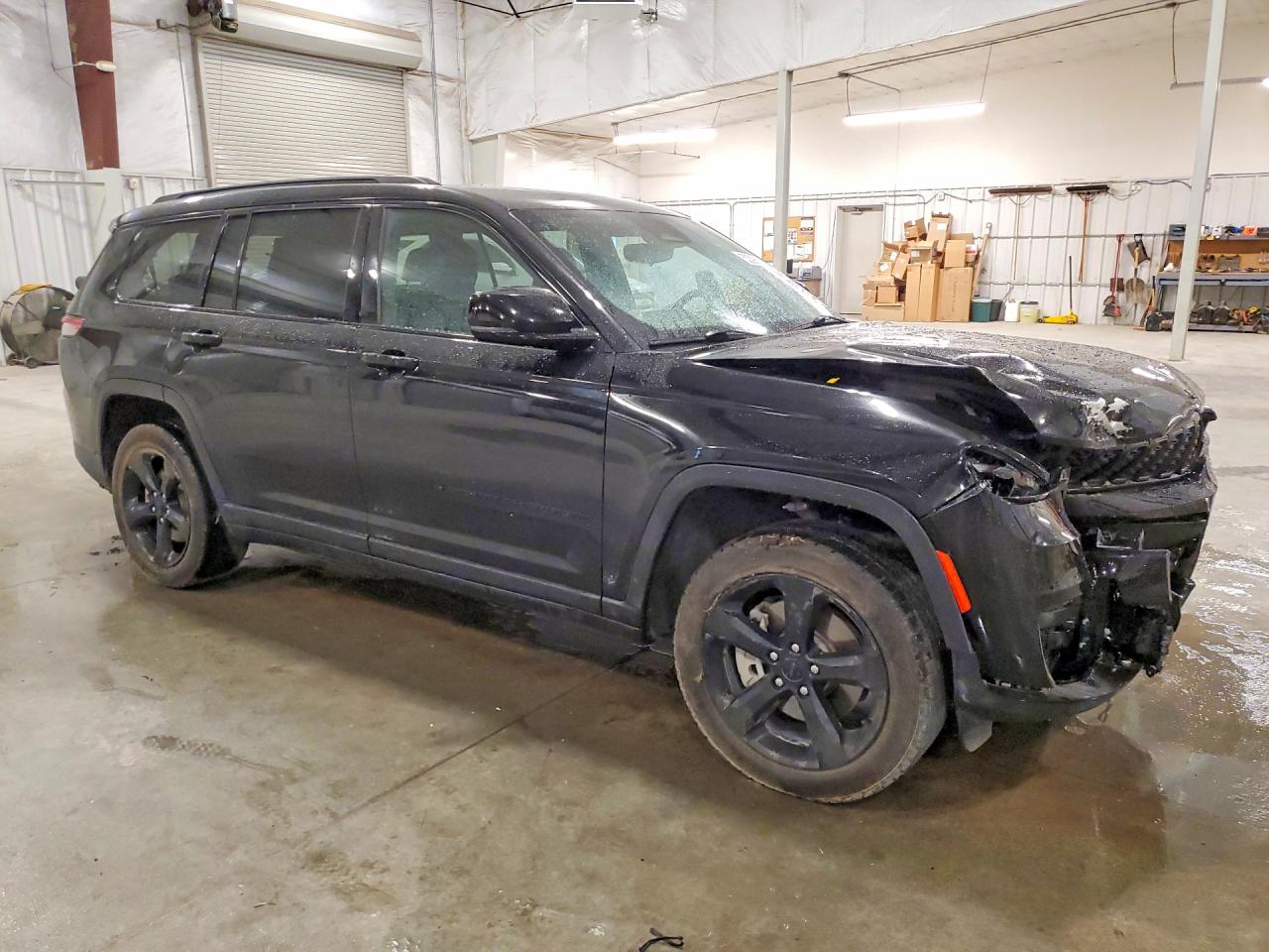 2023 JEEP GRAND CHEROKEE L LAREDO photo 4