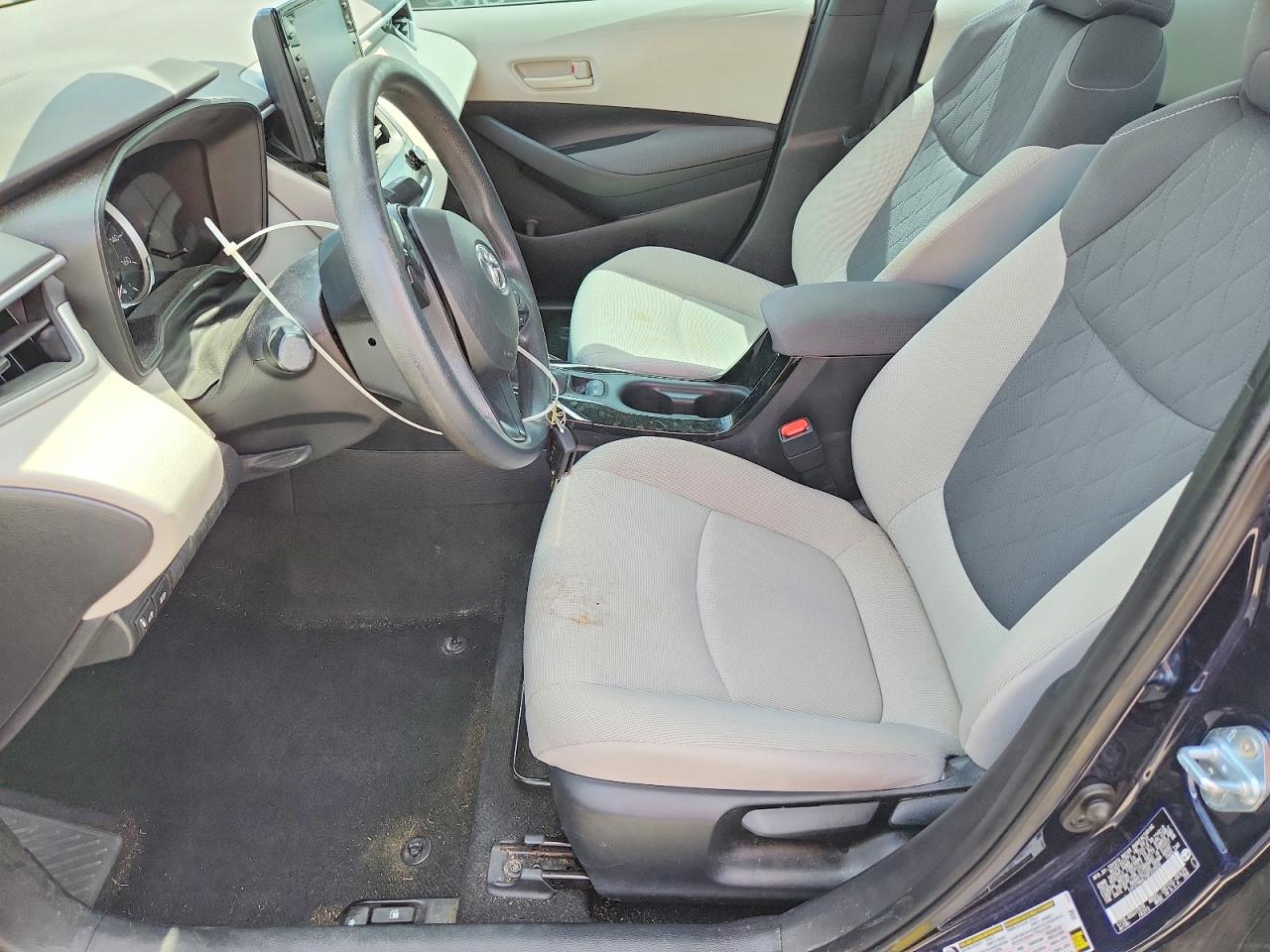 2022 TOYOTA COROLLA LE photo 13