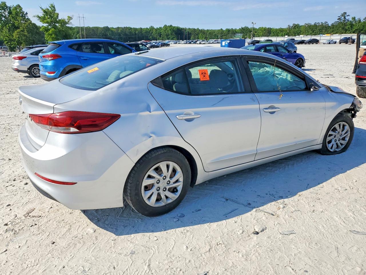2017 HYUNDAI ELANTRA SE photo 7