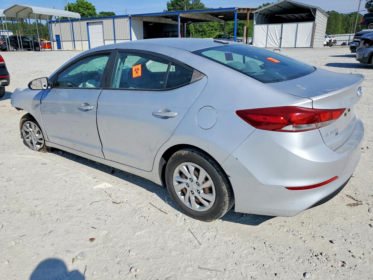 2017 HYUNDAI ELANTRA SE photo 4