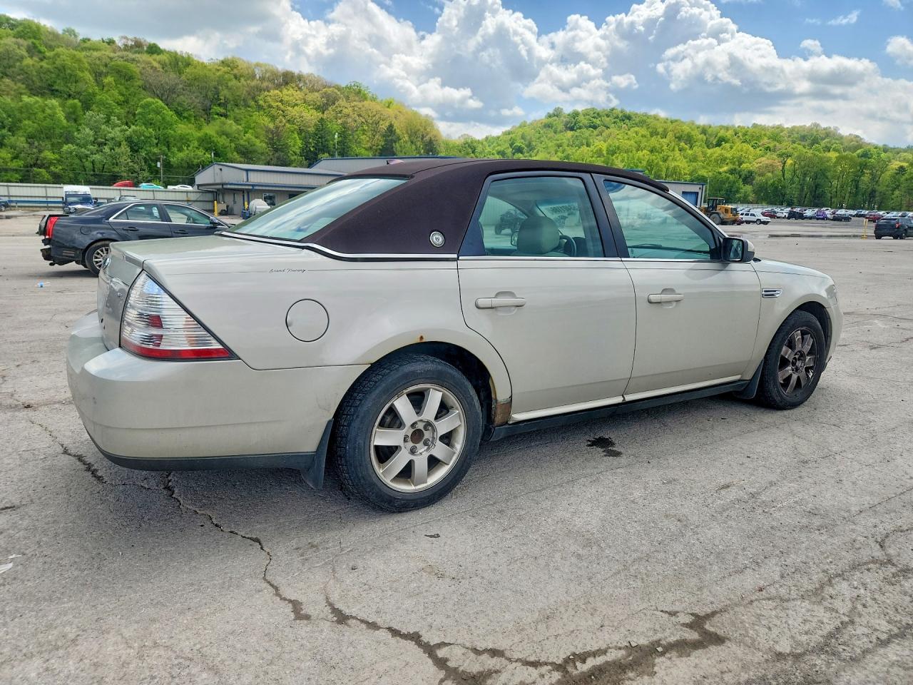 2008 FORD TAURUS SEL photo 5