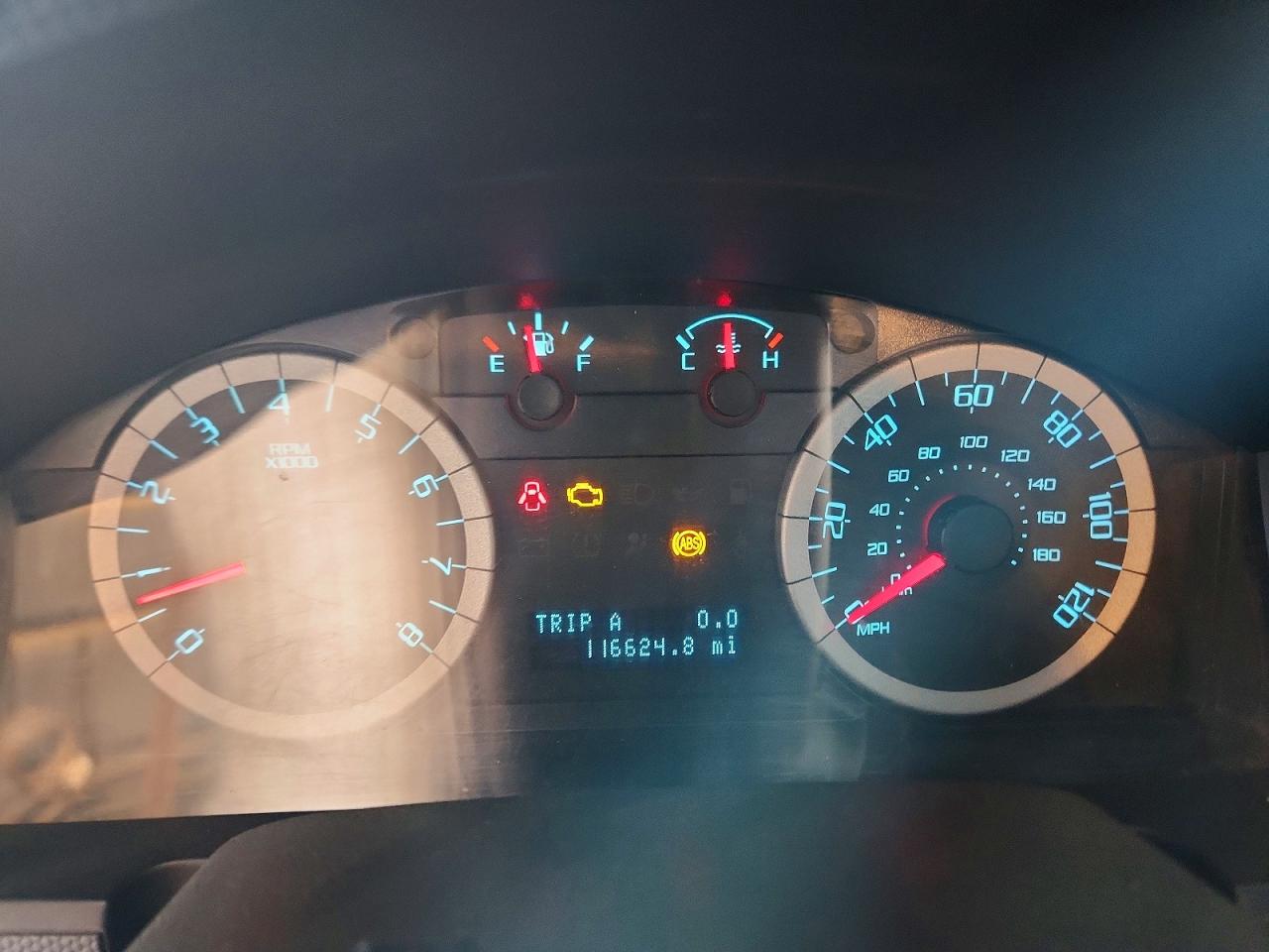 2010 FORD ESCAPE XLT photo 9