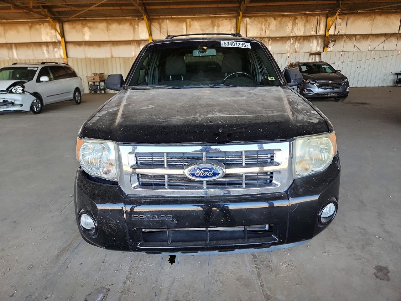 2010 FORD ESCAPE XLT photo 5