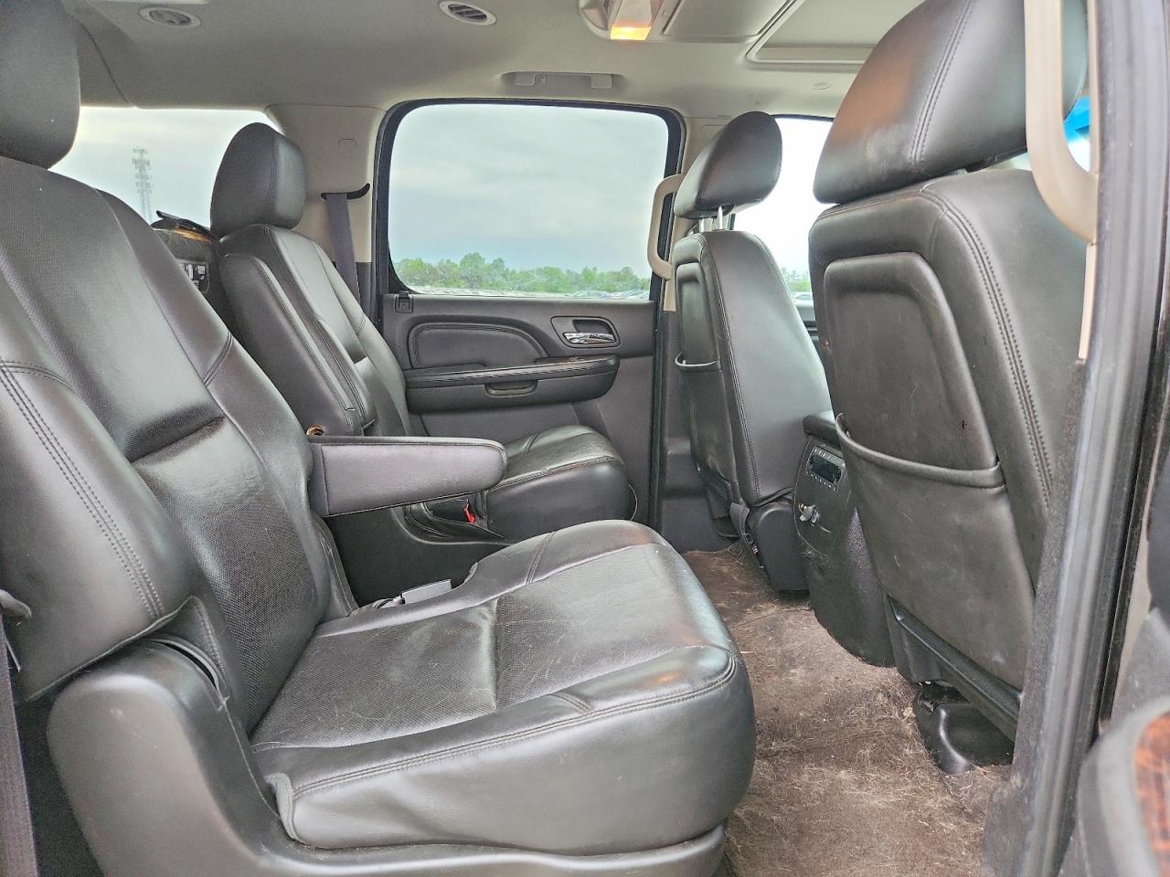 2013 GMC YUKON XL DENALI photo 19