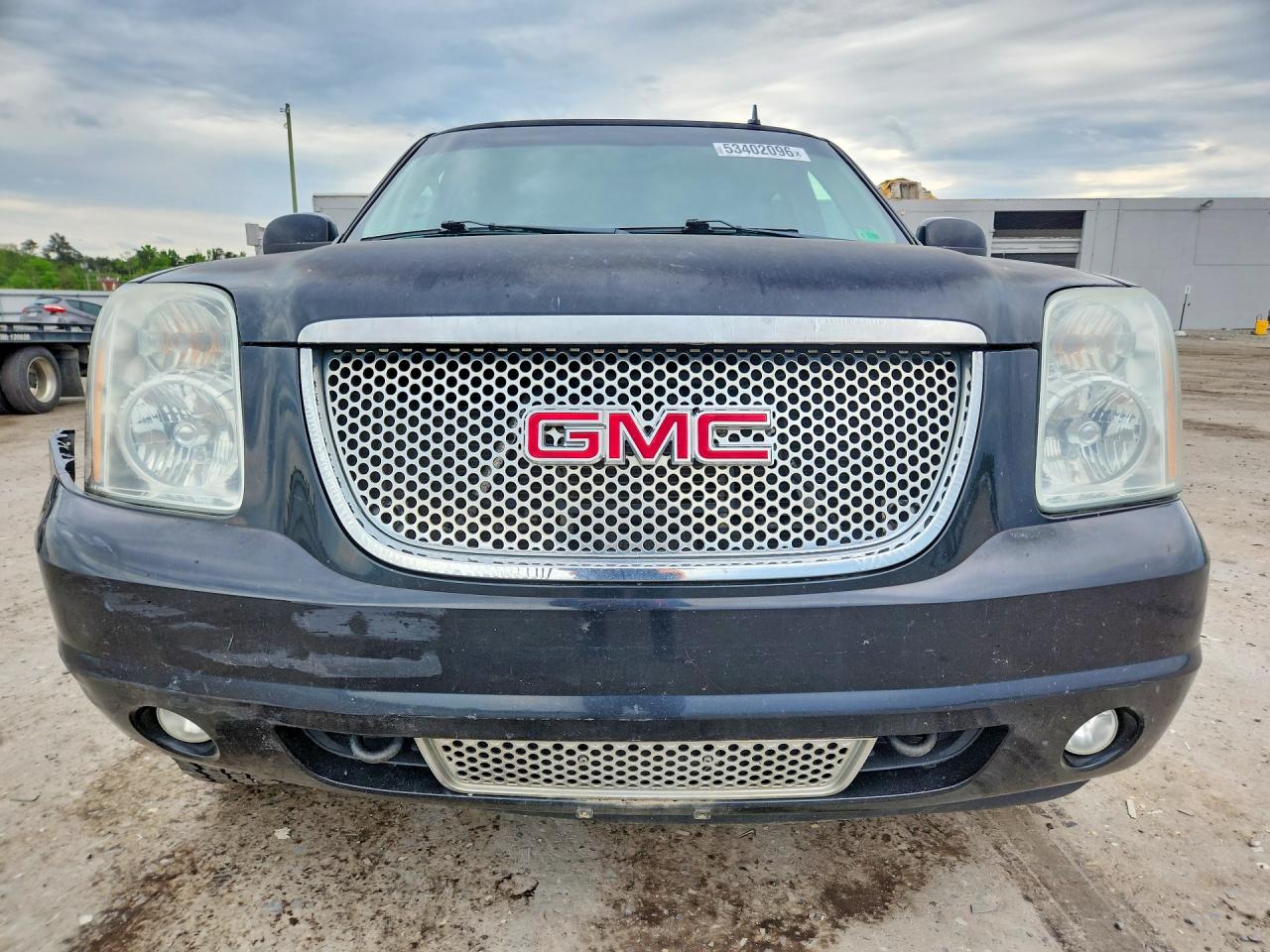 2013 GMC YUKON XL DENALI photo 9