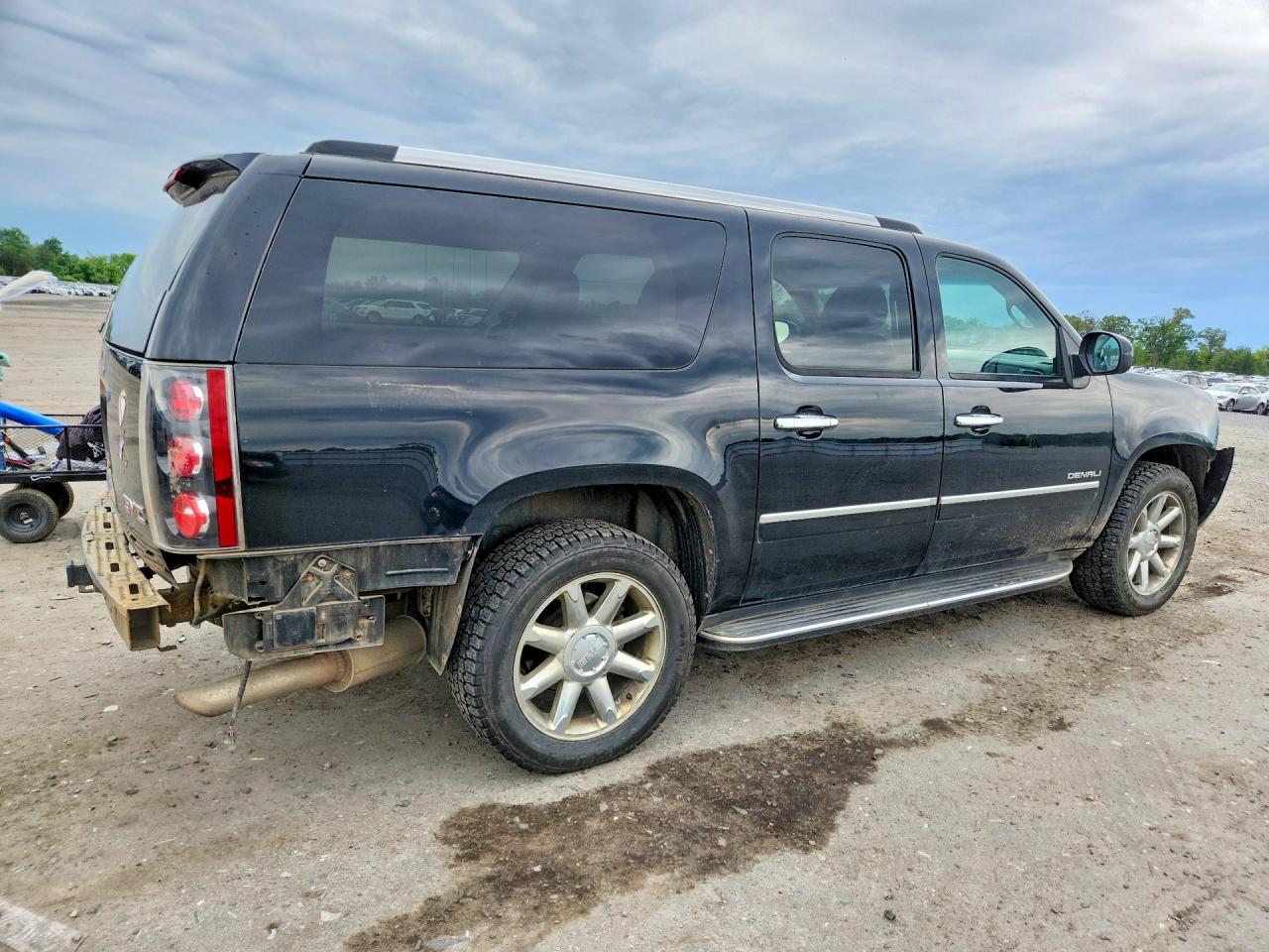 2013 GMC YUKON XL DENALI photo 5