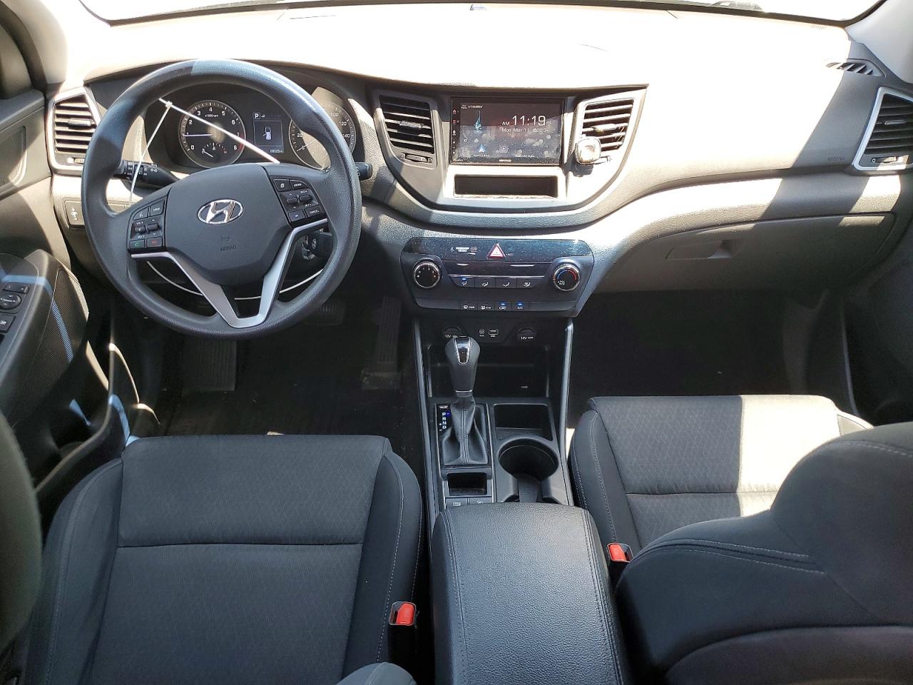 2016 HYUNDAI TUCSON SE photo 15