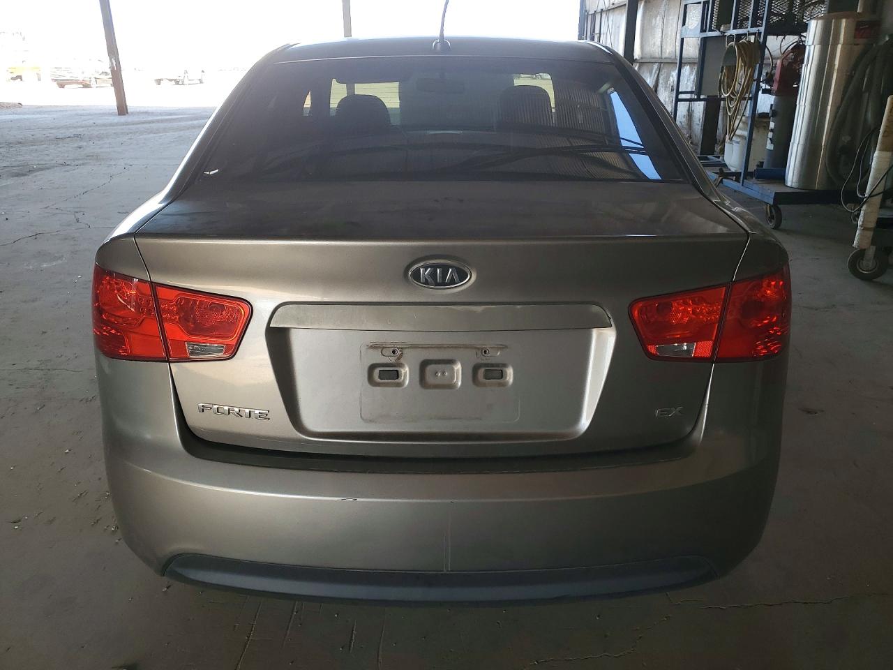 2010 KIA FORTE EX photo 6