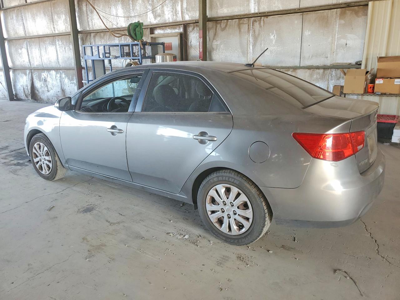 2010 KIA FORTE EX photo 2