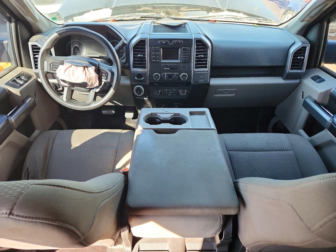 2017 FORD F150 SUPERCREW photo 22