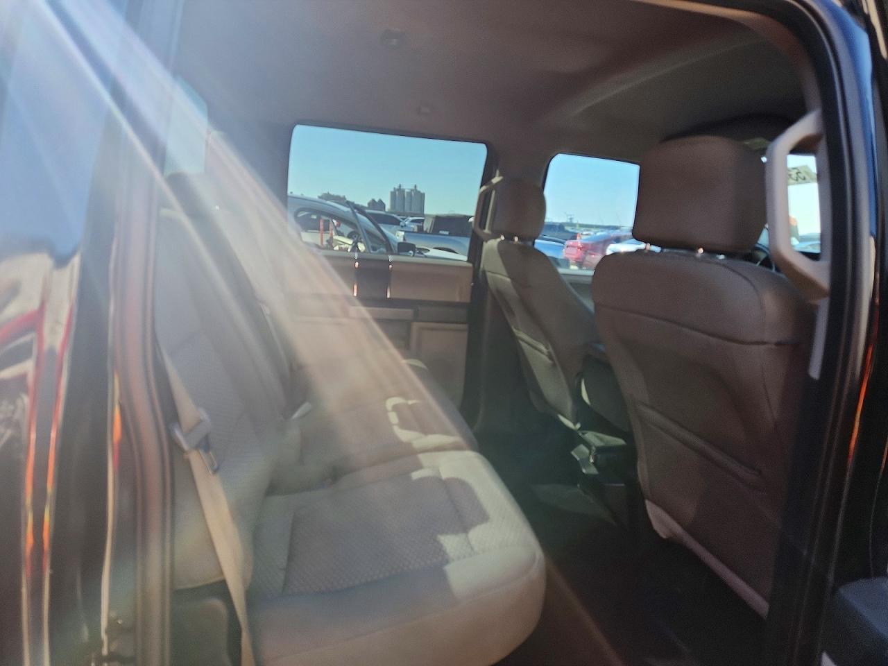 2017 FORD F150 SUPERCREW photo 28