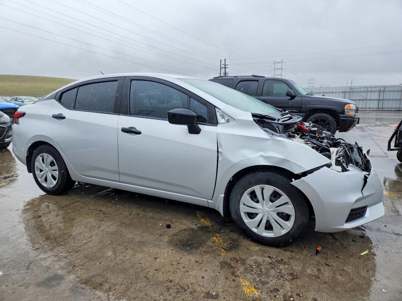 2021 NISSAN VERSA S photo 7