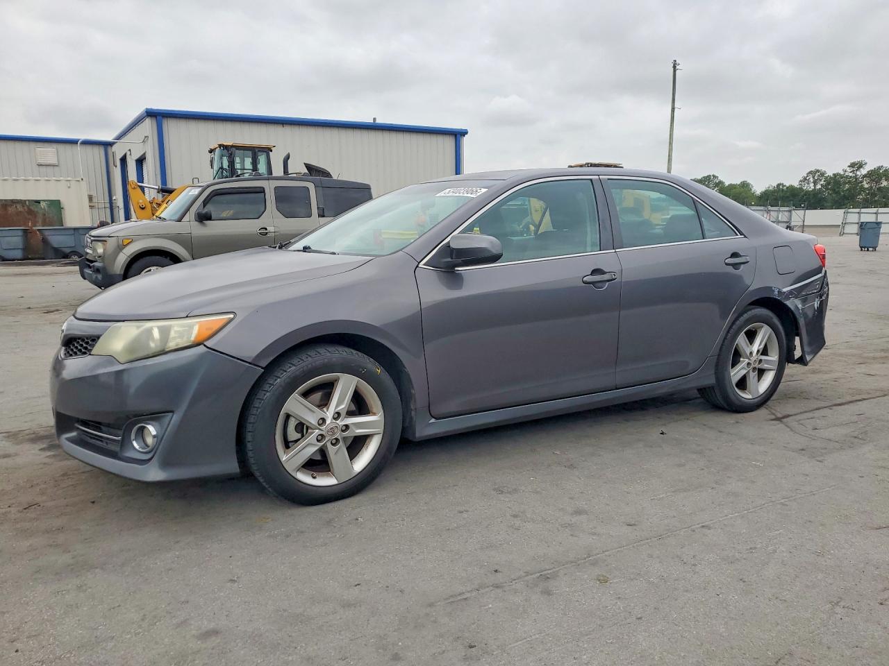 2013 TOYOTA CAMRY