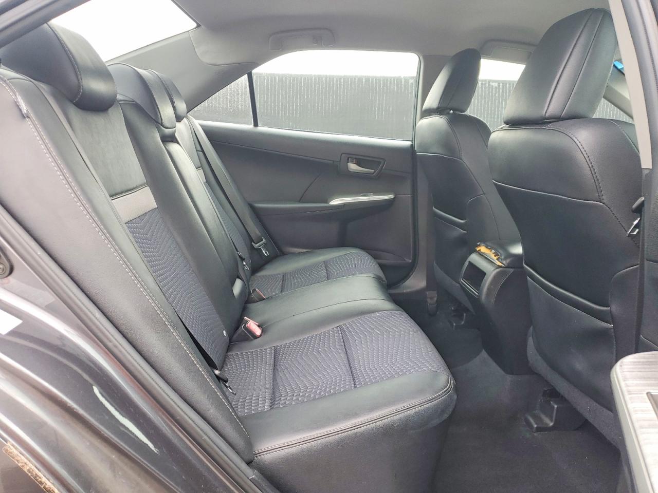 2013 TOYOTA CAMRY SE photo 19