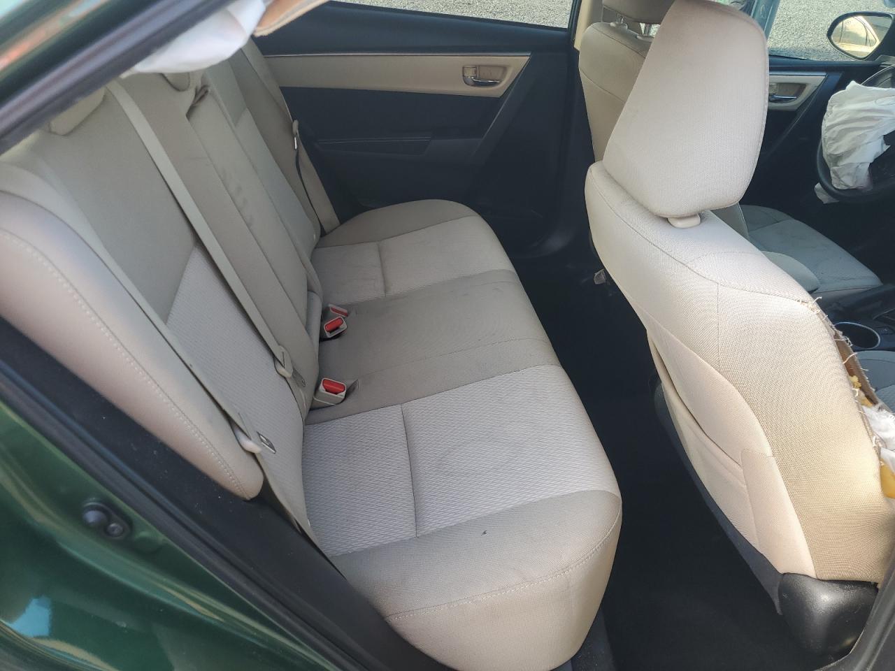 2015 TOYOTA COROLLA LE photo 10