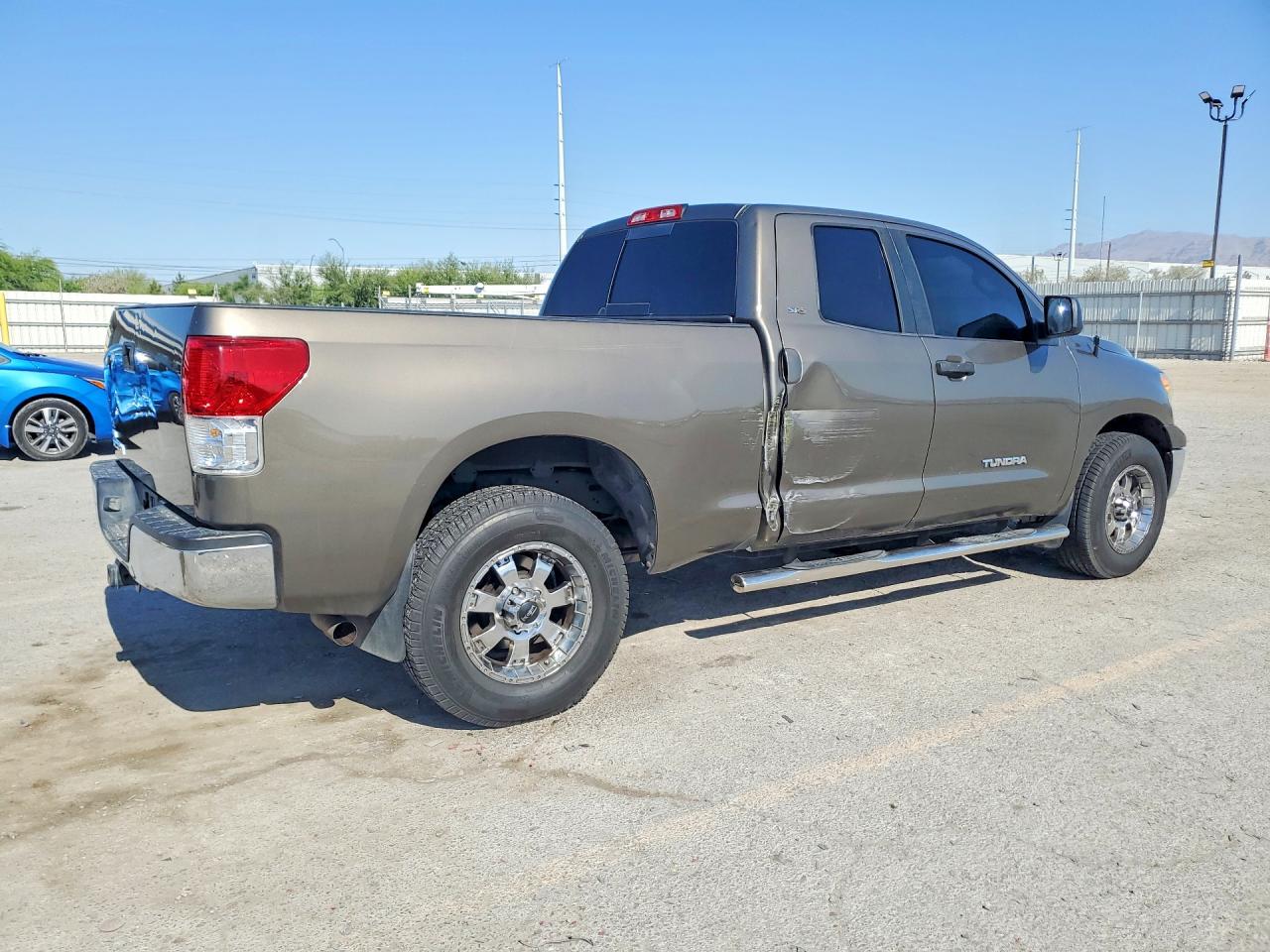 2011 TOYOTA TUNDRA DOUBLE CAB SR5 photo 7