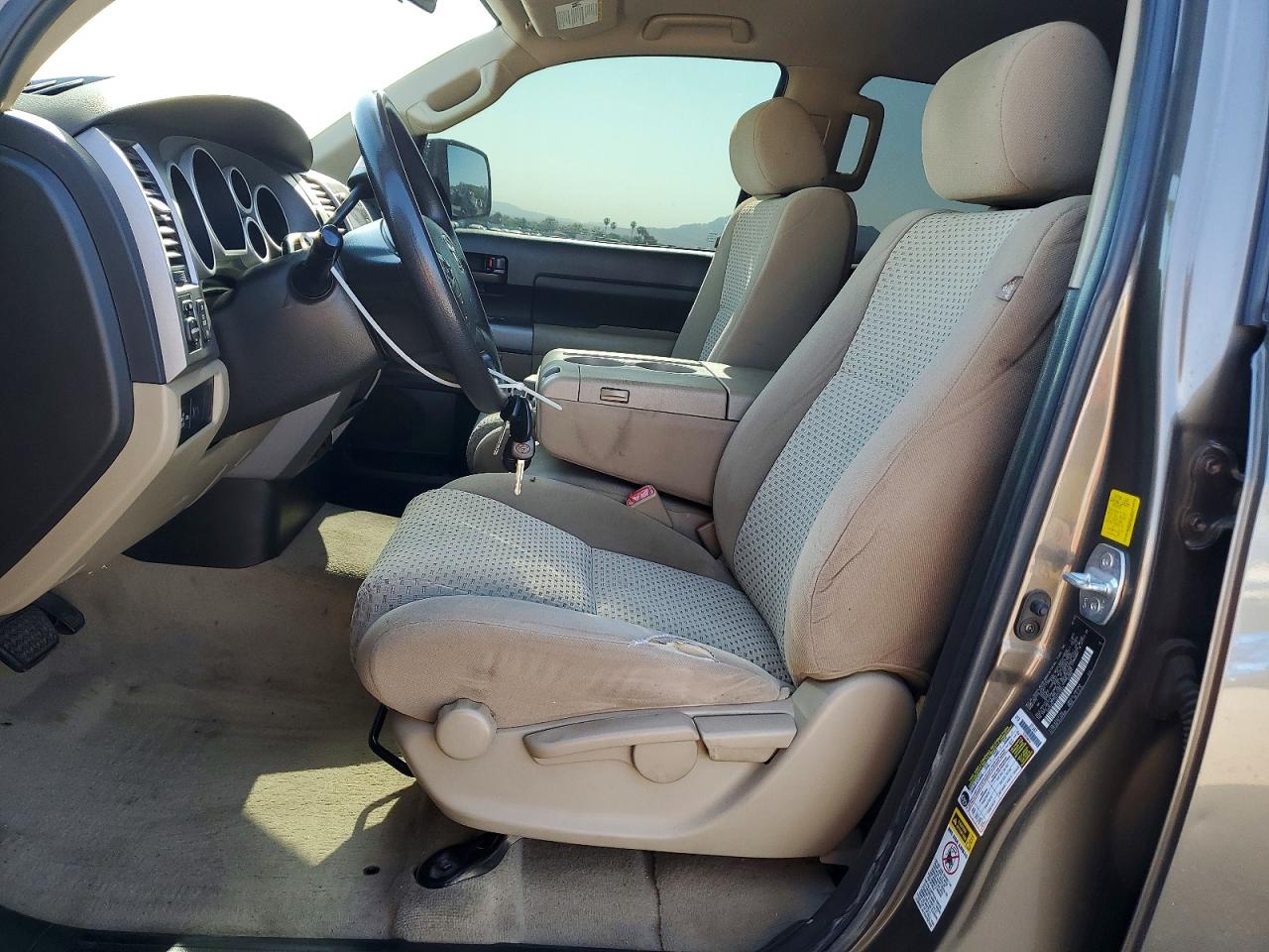 2011 TOYOTA TUNDRA DOUBLE CAB SR5 photo 19