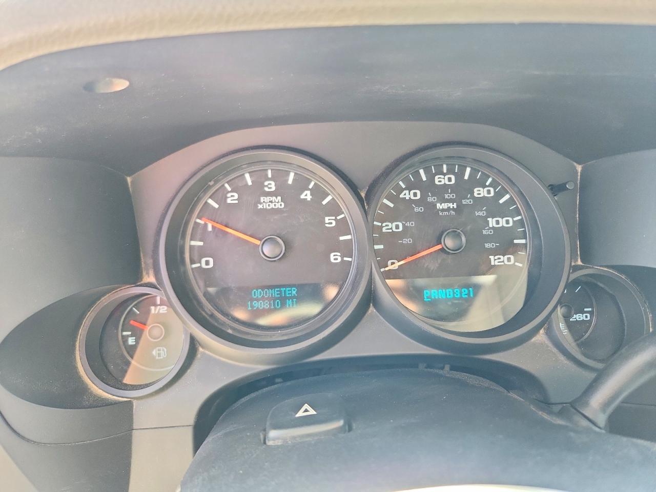 2010 CHEVROLET SILVERADO C1500 photo 9
