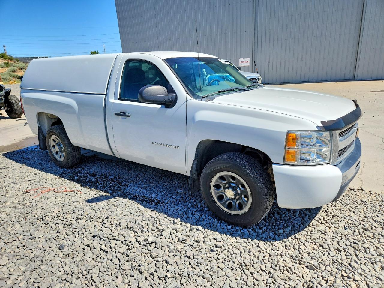 2010 CHEVROLET SILVERADO C1500 photo 4