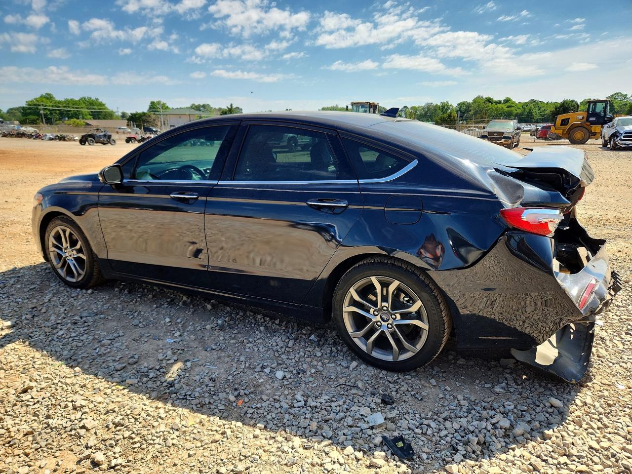 2020 FORD FUSION SEL photo 3