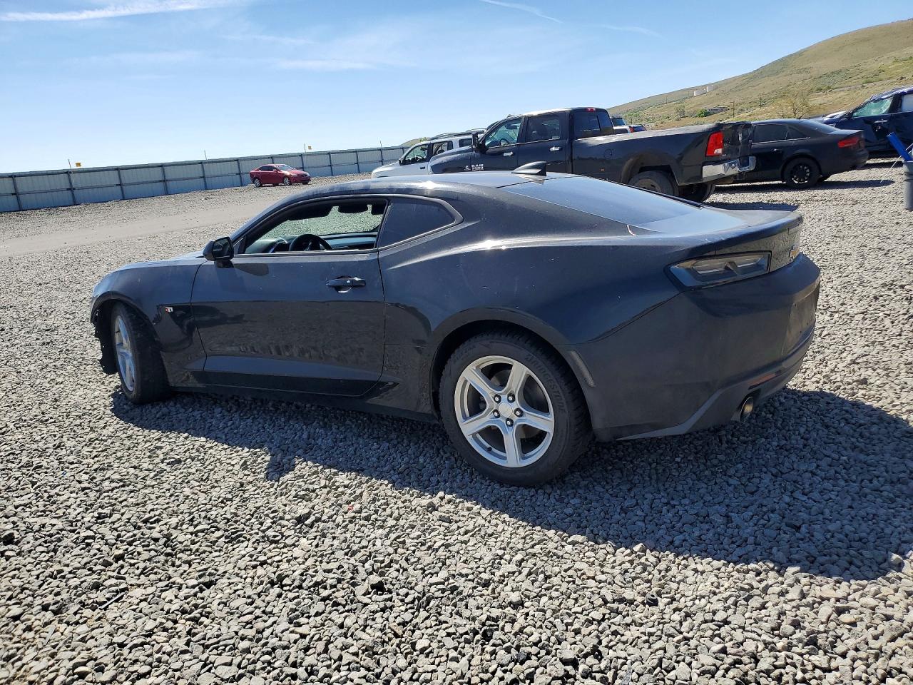 2017 CHEVROLET CAMARO LT photo 3