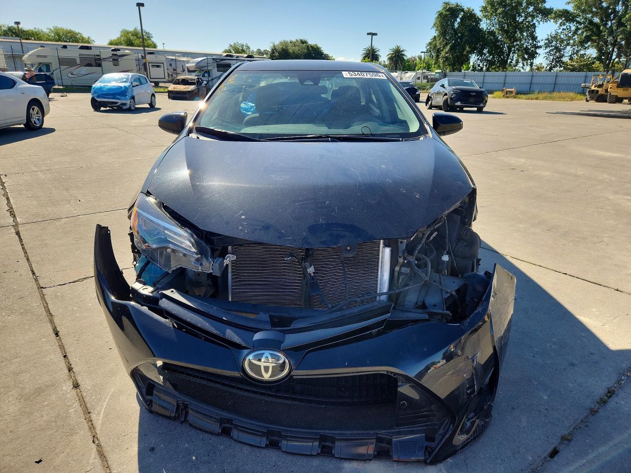 2018 TOYOTA COROLLA LE photo 9
