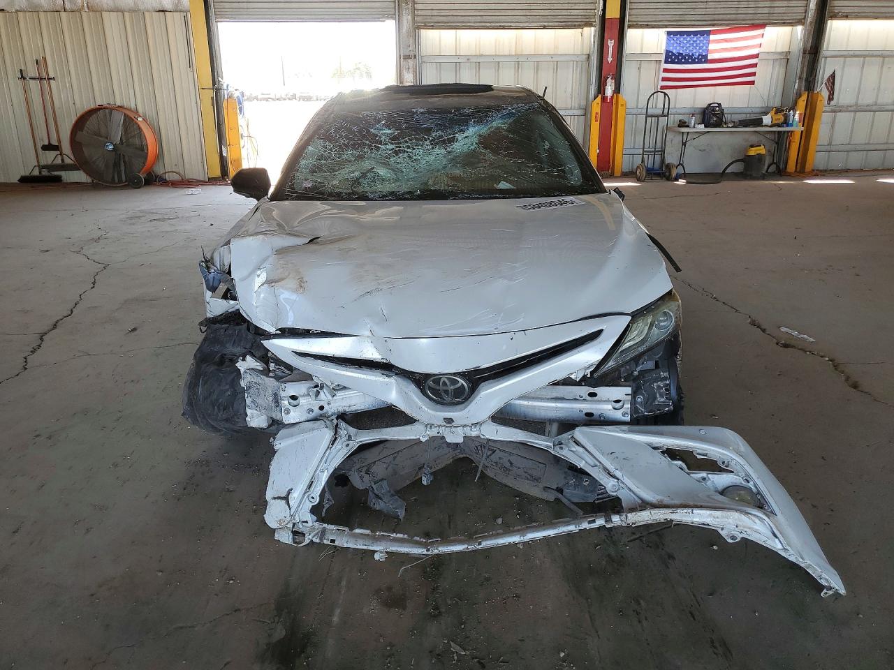 2018 TOYOTA CAMRY XSE V6 photo 9