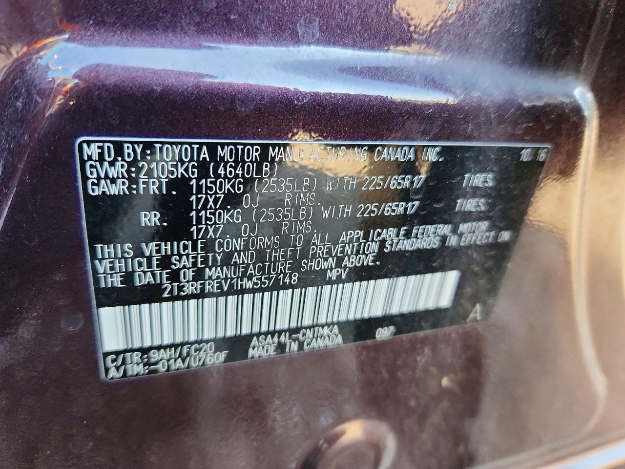 2017 TOYOTA RAV4 XLE photo 37
