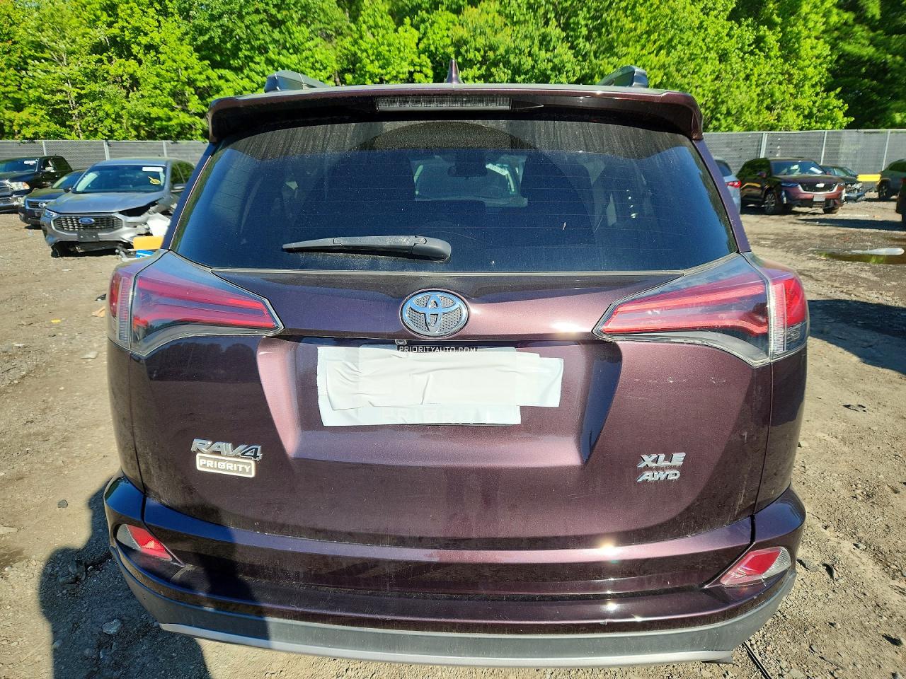 2017 TOYOTA RAV4 XLE photo 16
