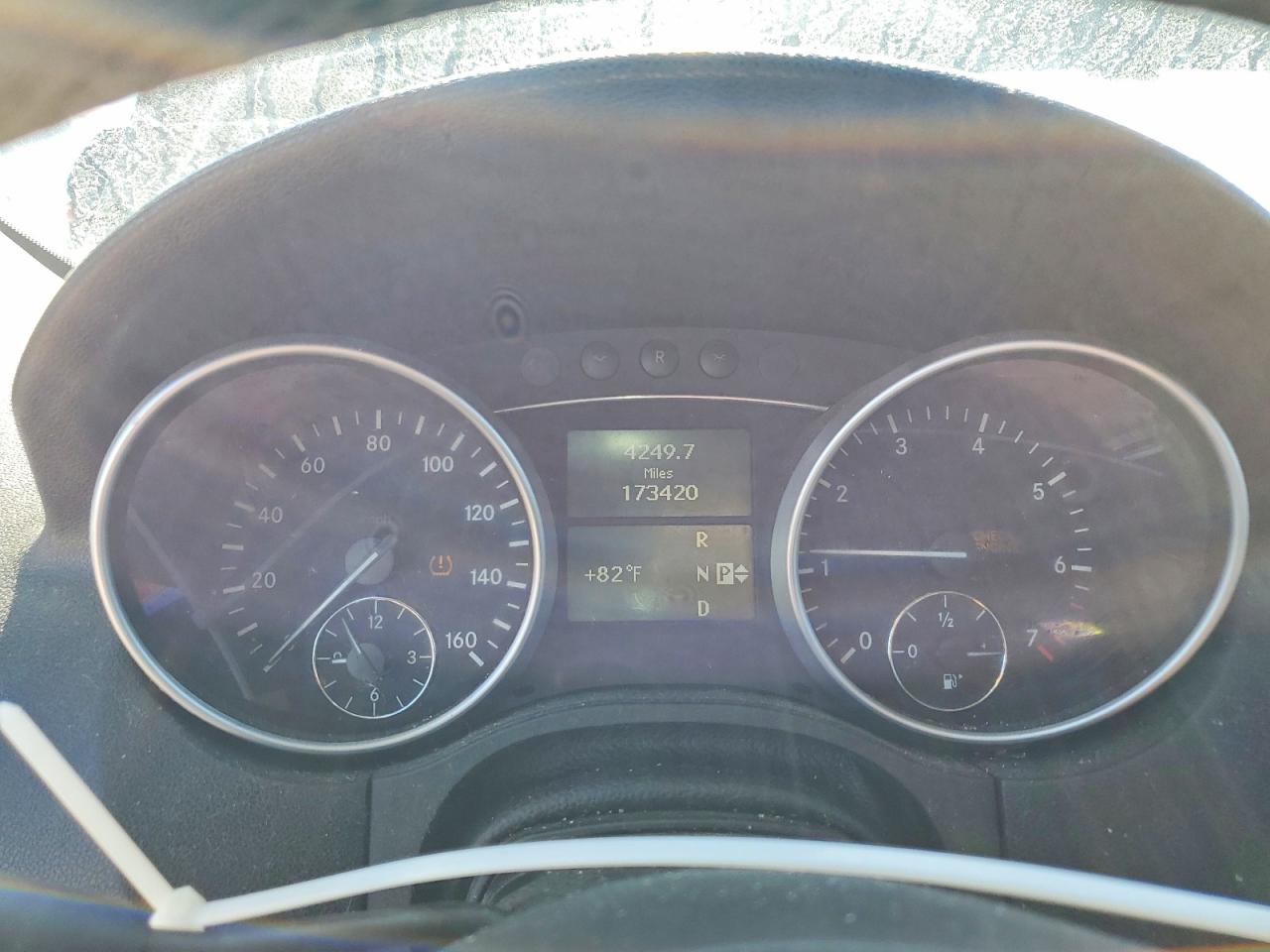 2010 MERCEDES-BENZ ML 350 4MATIC photo 17