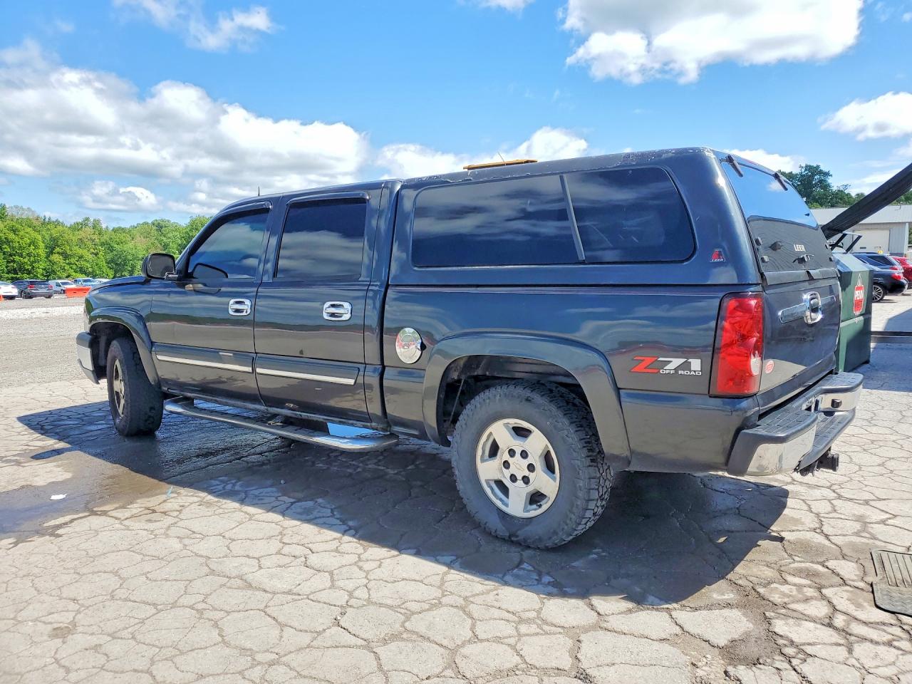 2005 CHEVROLET SILVERADO K1500 photo 3