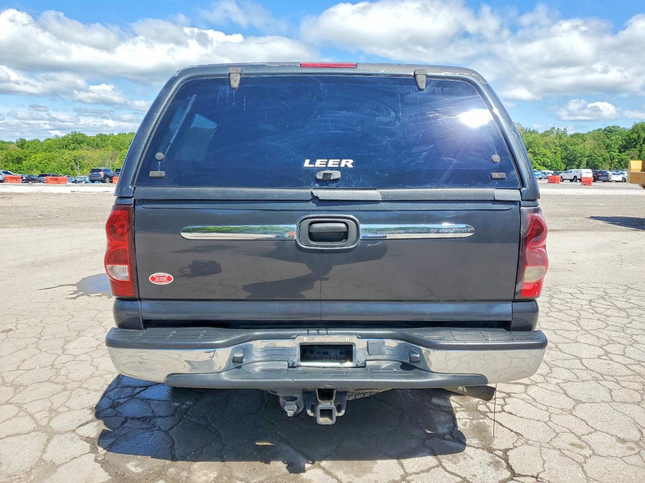 2005 CHEVROLET SILVERADO K1500 photo 11