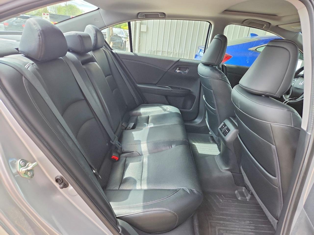2015 HONDA ACCORD EXL photo 19