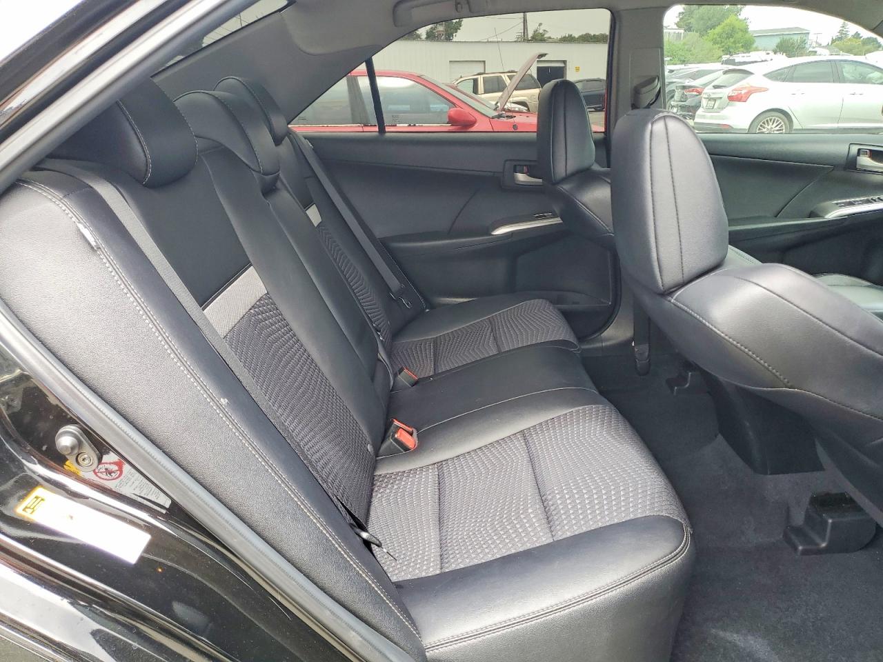 2013 TOYOTA CAMRY SE photo 19