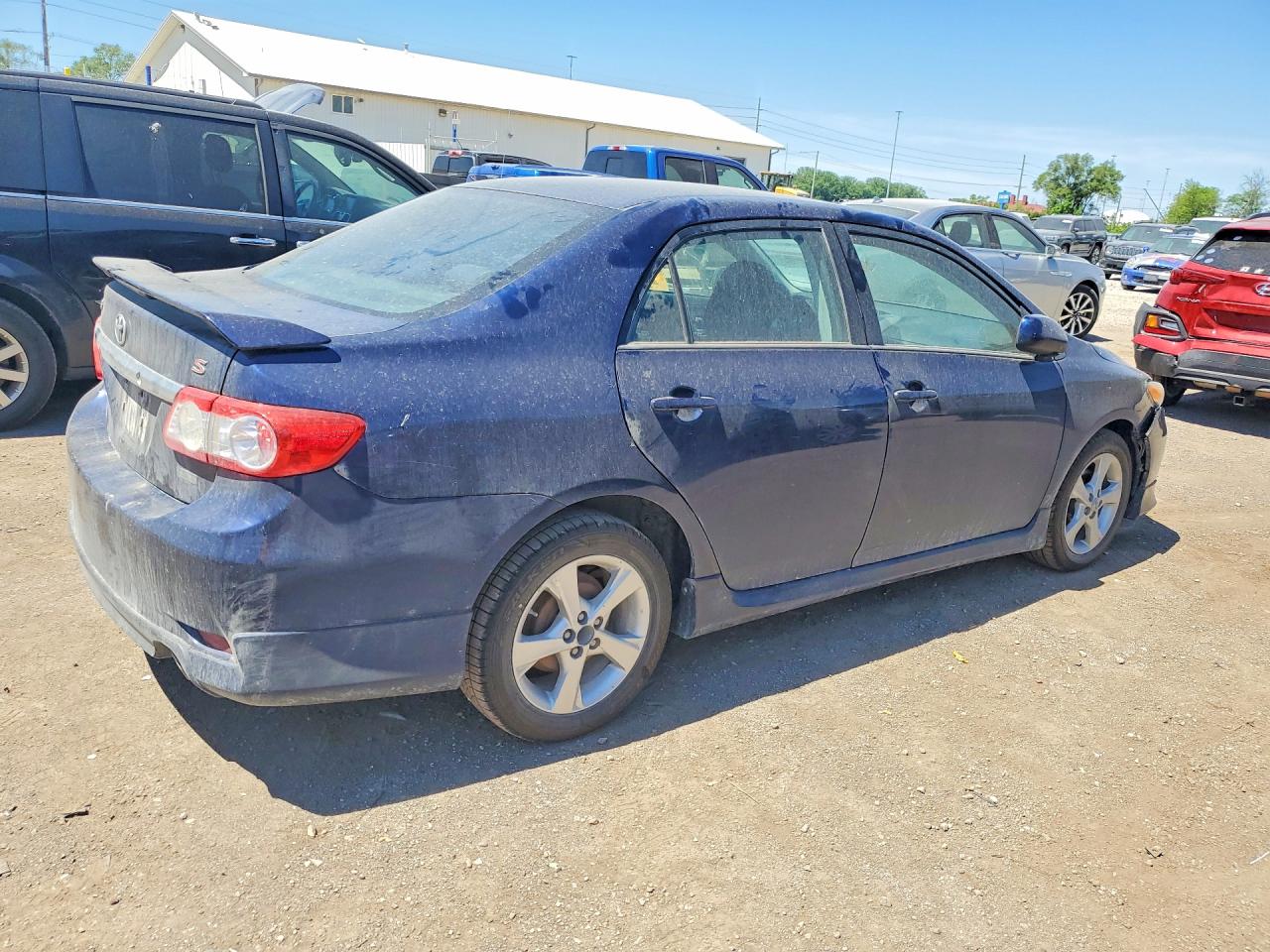 2013 TOYOTA COROLLA S photo 5