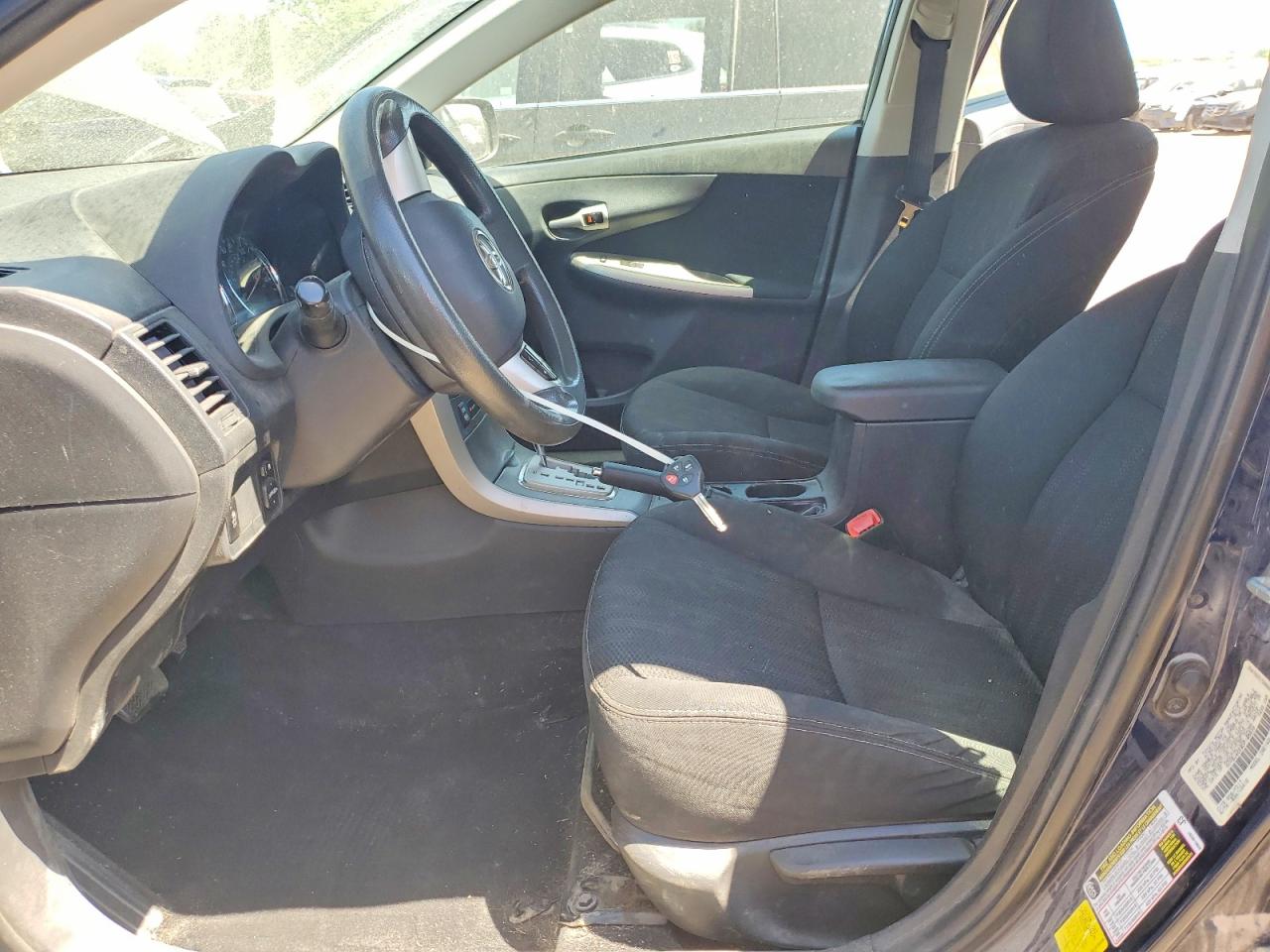 2013 TOYOTA COROLLA S photo 13