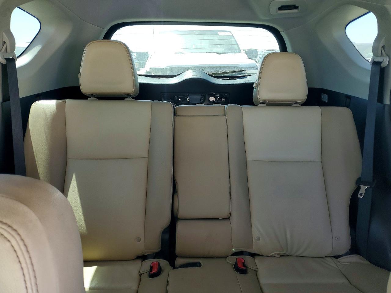 2013 TOYOTA RAV4 LIMITED photo 28