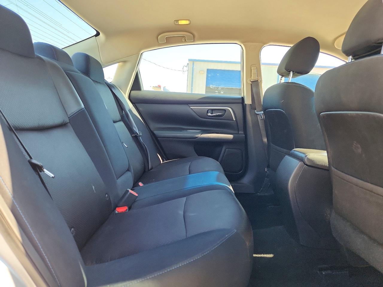 2017 NISSAN ALTIMA 2.5 SR photo 19
