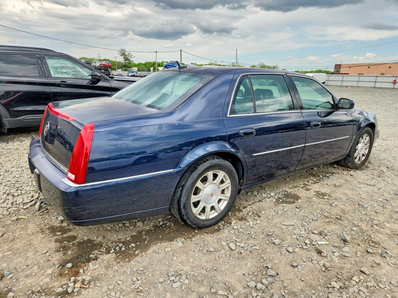 2008 CADILLAC DTS photo 5