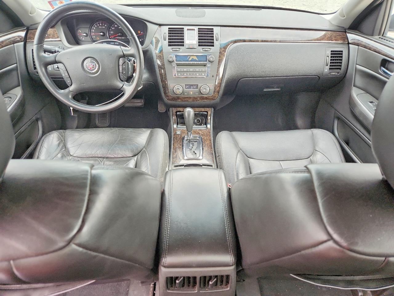 2008 CADILLAC DTS photo 15