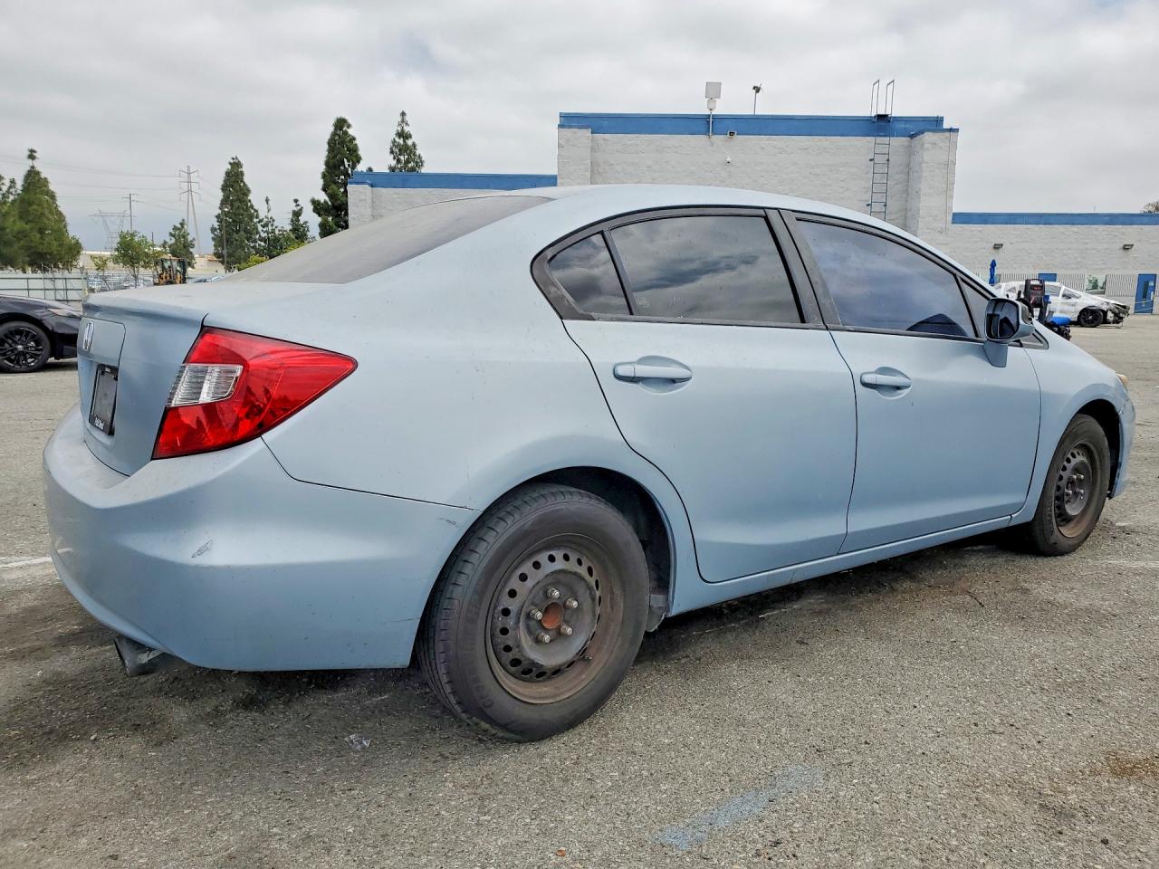 2012 HONDA CIVIC LX photo 5