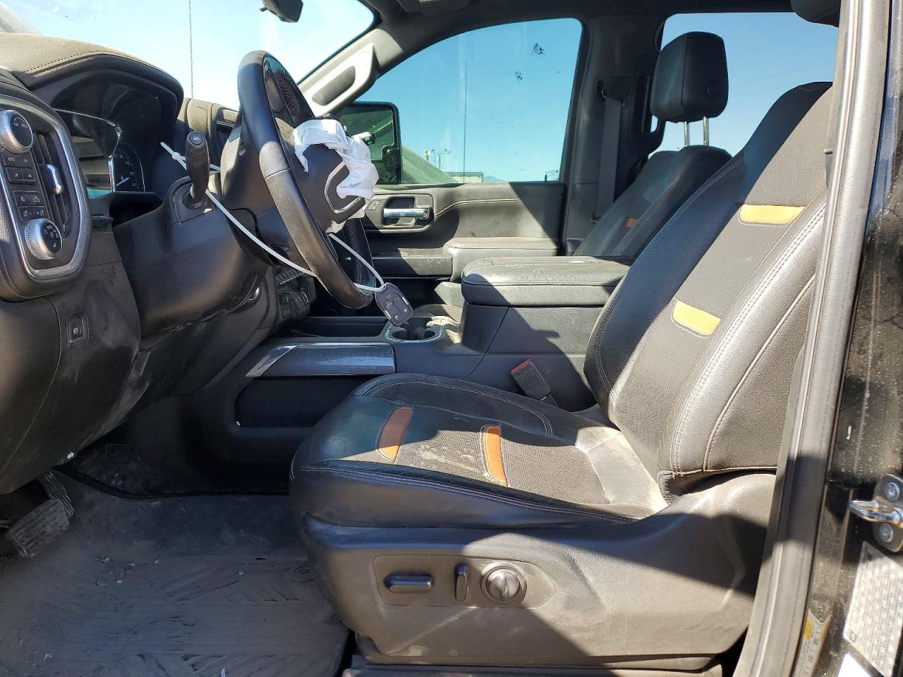 2020 GMC SIERRA K3500 AT4 photo 13