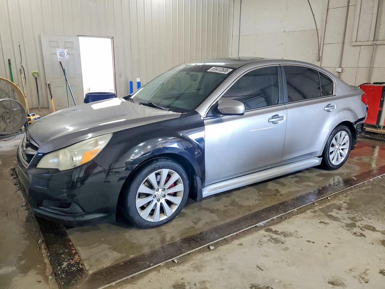 2011 SUBARU LEGACY