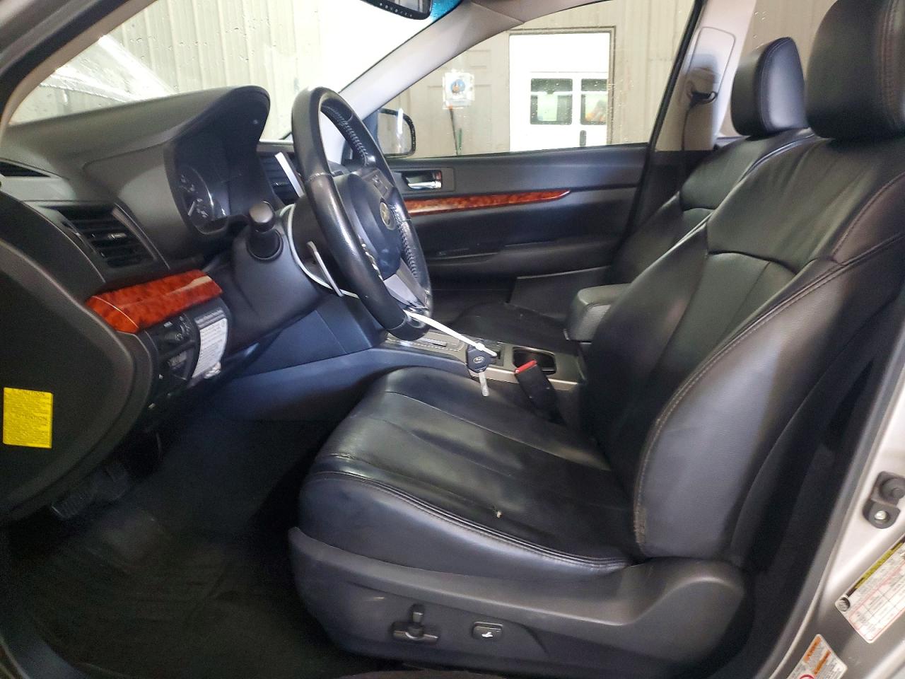 2011 SUBARU LEGACY 3.6R LIMITED photo 13