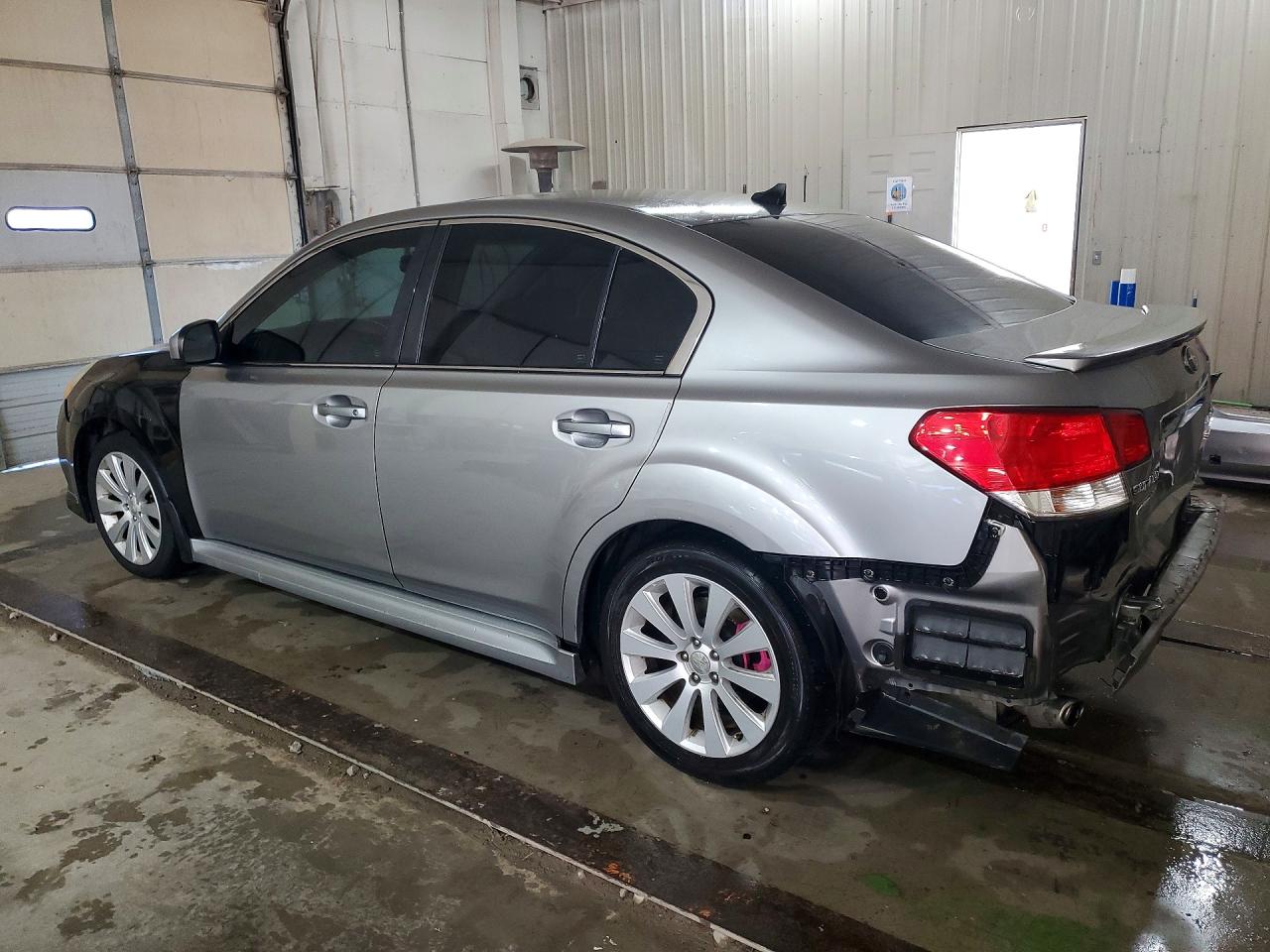 2011 SUBARU LEGACY 3.6R LIMITED photo 3