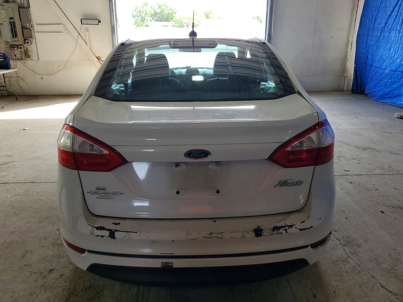 2015 FORD FIESTA SE photo 11